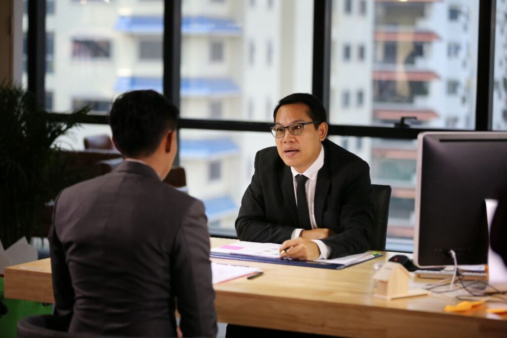 Factors in Choosing the Right Executive Recruitment Partner 