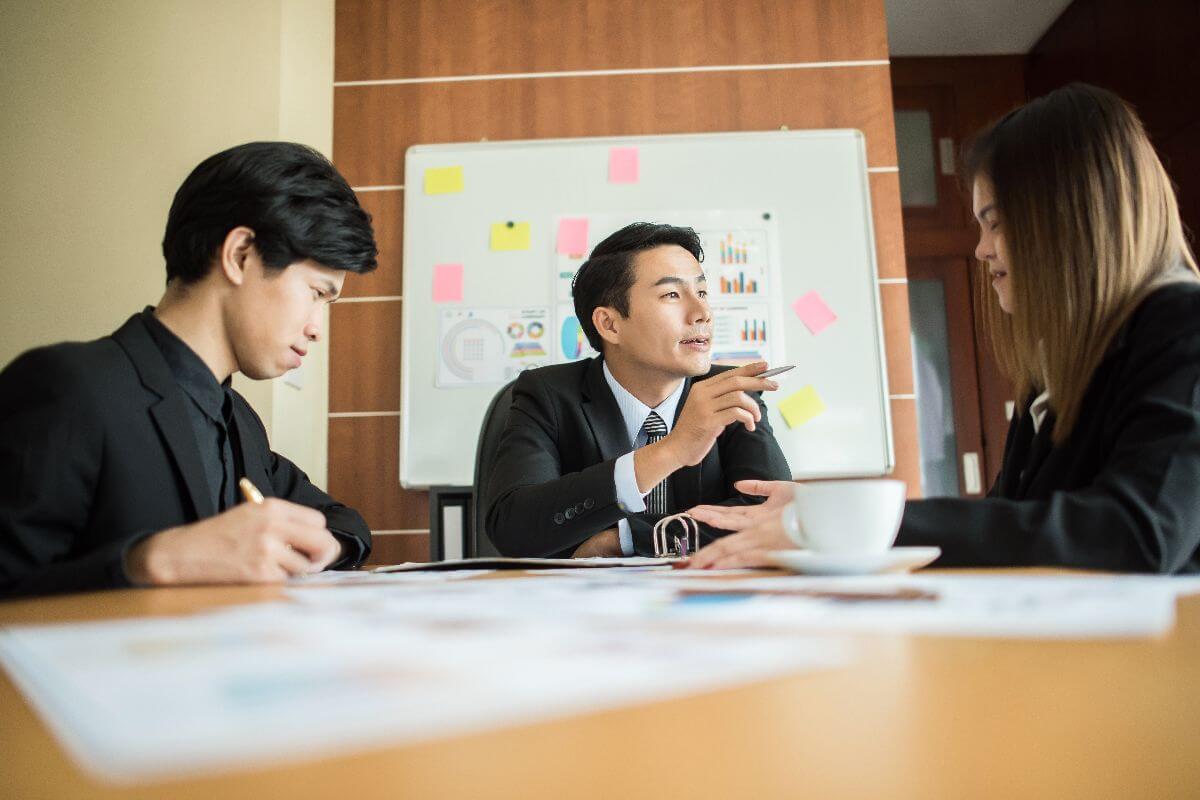 executives conducting contingency planning