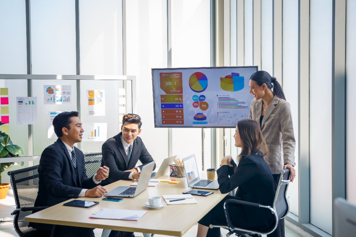 How Executive Search Supports Leadership Gaps in Growing Companies