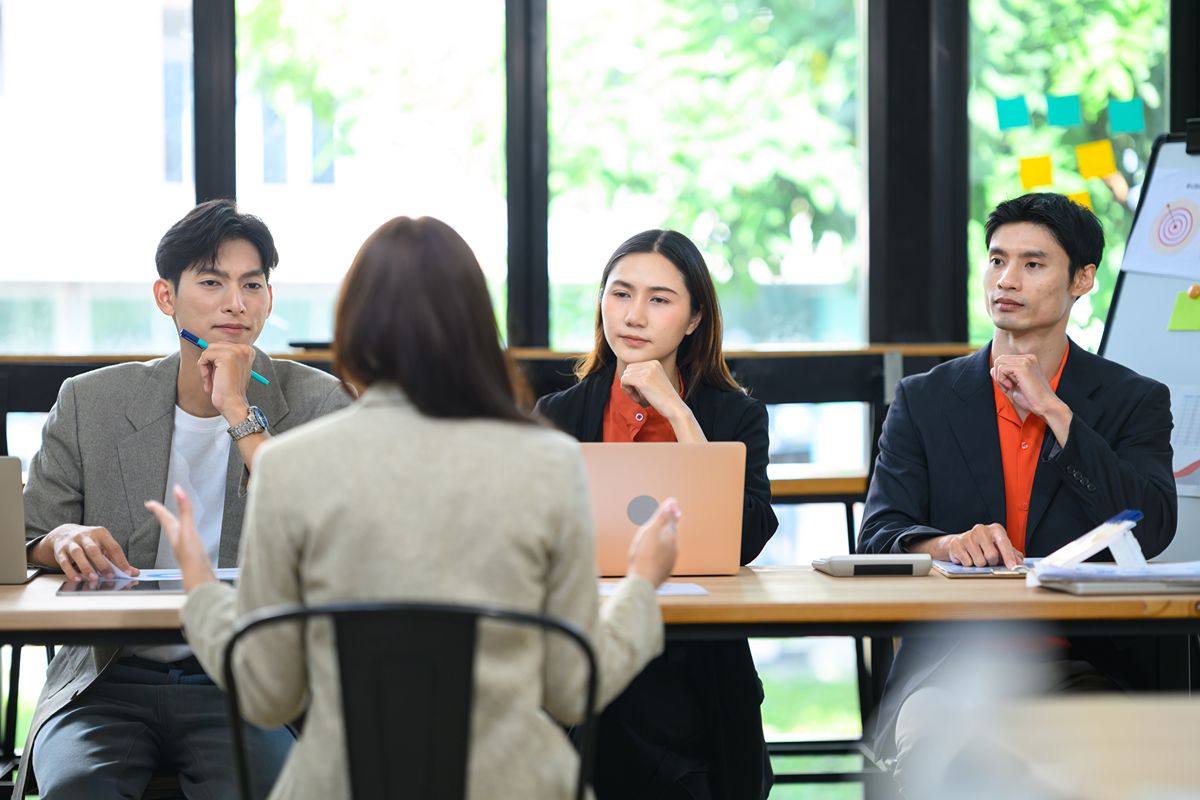 How Leading Headhunters Support Confidential Leadership Searches