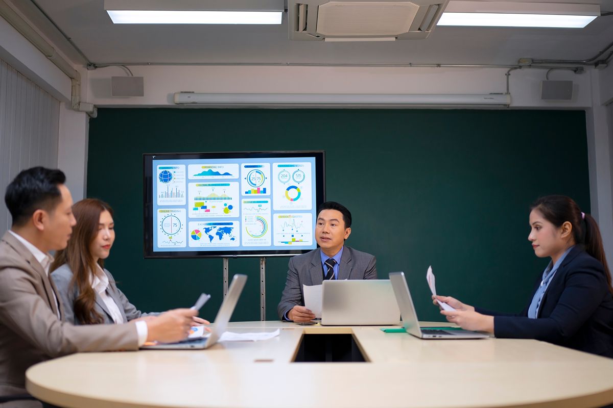 How Salary Benchmarking Supports High Retention  Rate
